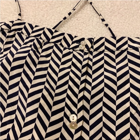 Amour Vert Dolly Silk Tank Top Chevron White Black Button Front Herringbone - Picture 9 of 14